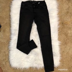 American Eagle rip jeans size 2